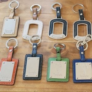 8 Tignanello Key Fobs